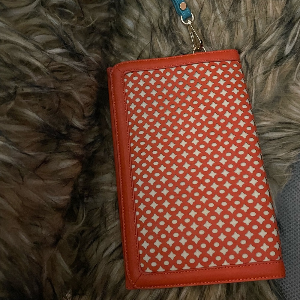 Wristlet purse!👛